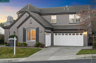 1272 Landmark Dr.