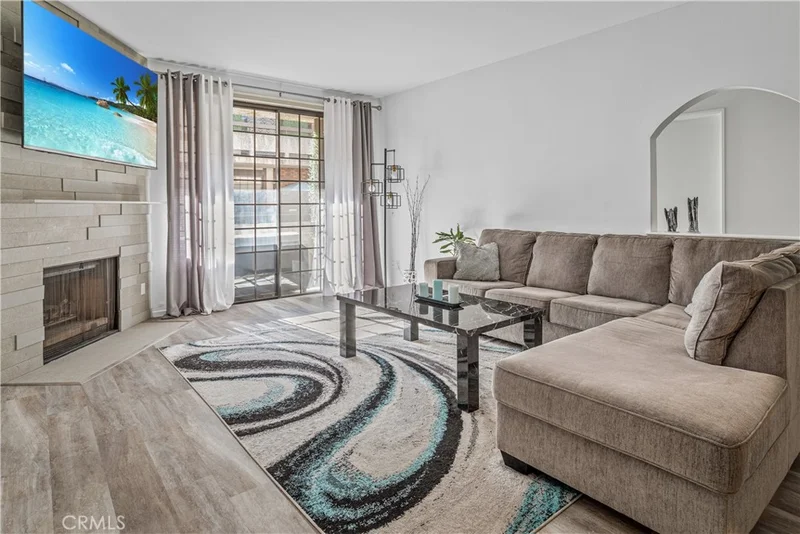 5534 Encino Avenue 206, Encino, CA 91316