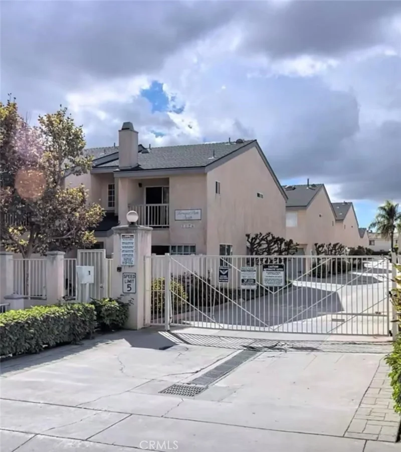 1126 W 228th Street 16, Torrance, CA 90502