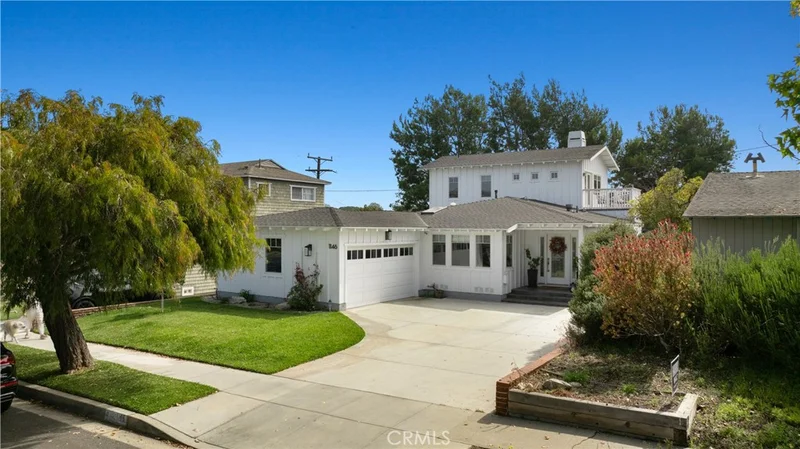 1146 18th St, Manhattan Beach, CA 90266