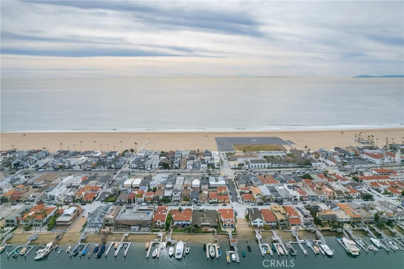 1232 W Oceanfront, Newport Beach, CA 92661