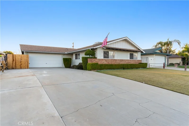 4507 Knoll Court, Bakersfield, CA 93308