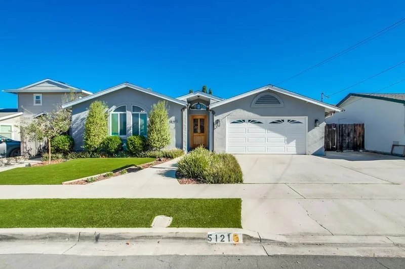 5121 Providence Rd, San Diego, CA 92117