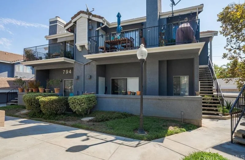 794 E San Bernardino Road 1, Covina, CA 91723