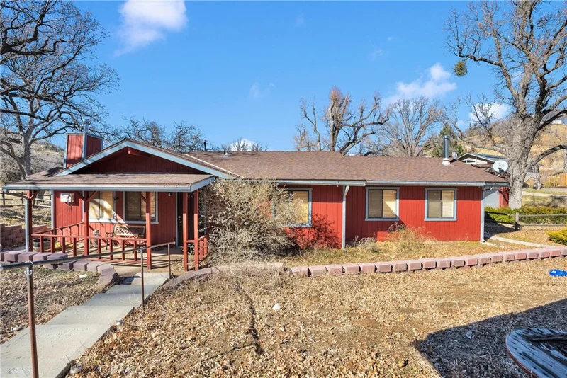 22496 Zurich Drive, Tehachapi, CA 93561