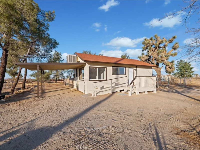 11687 Bellflower Street, Victorville, CA 92392