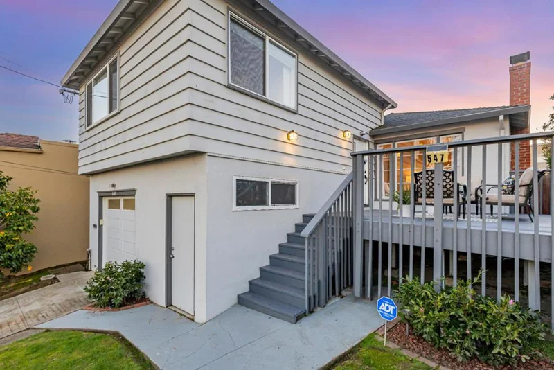 547 Elm Avenue, San Bruno, CA 94066