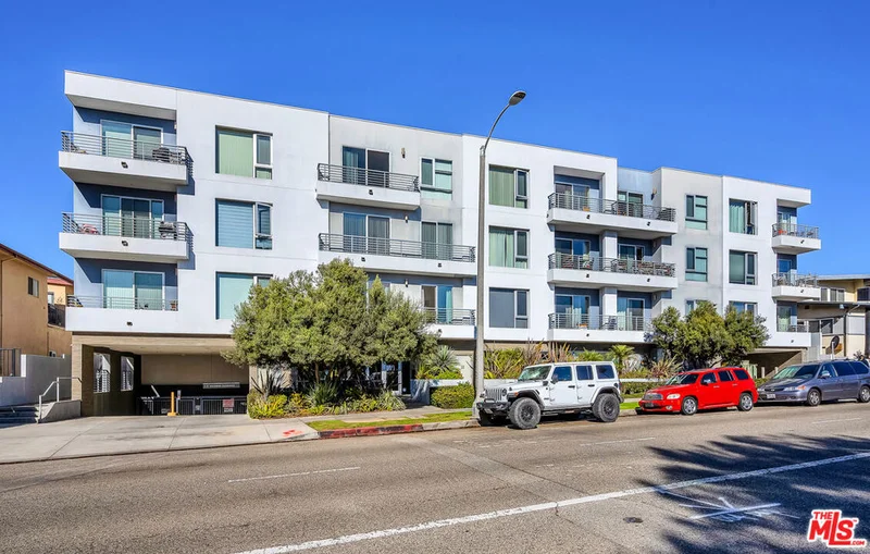 7857 W Manchester Avenue 201, Playa Del Rey, CA 90293