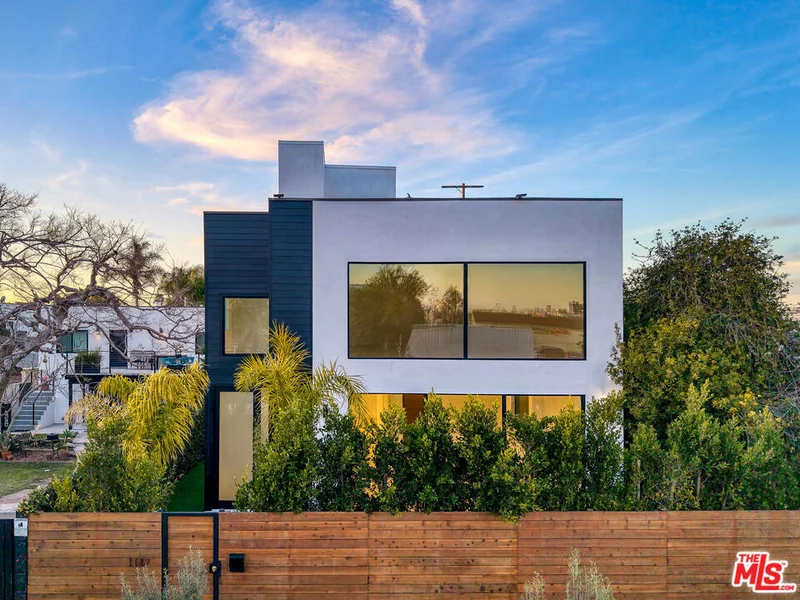 1147 Harrison Avenue, Venice, CA 90291