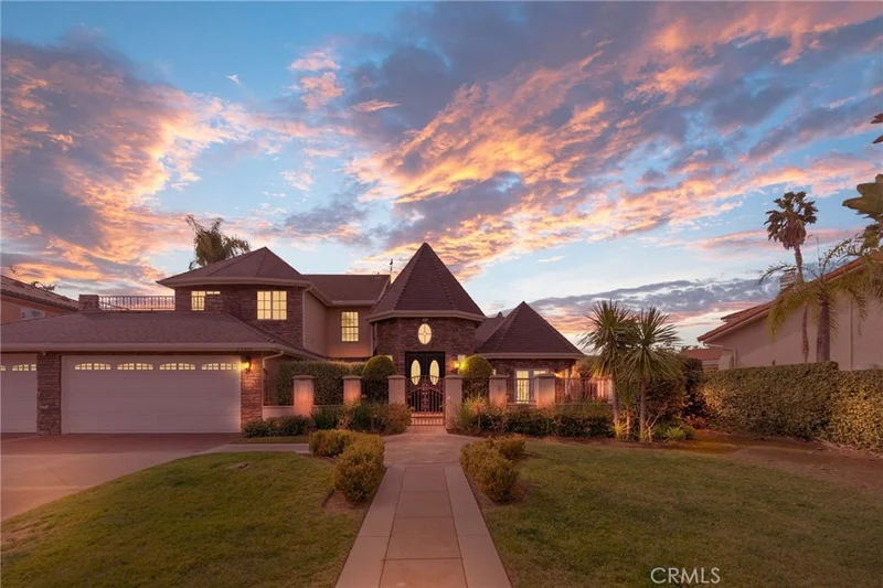 25516 Lone Pine Circle, Laguna Hills, CA 92653