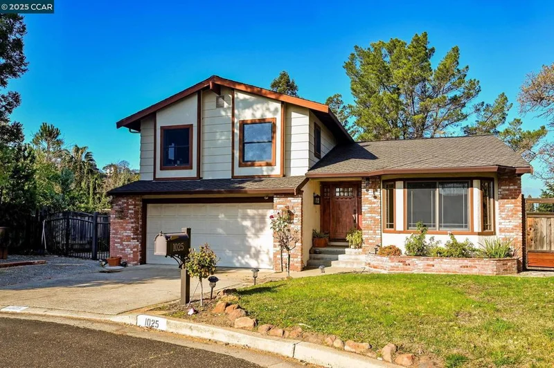 1025 Pine Meadow Ct., Martinez, CA 94553-4739