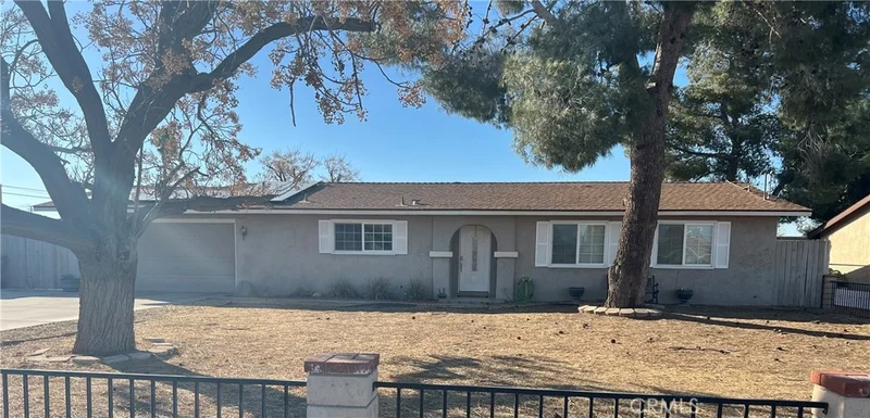10076 7th Avenue, Hesperia, CA 92345