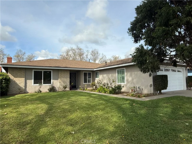 901 E 19th Street, Santa Ana, CA 92706