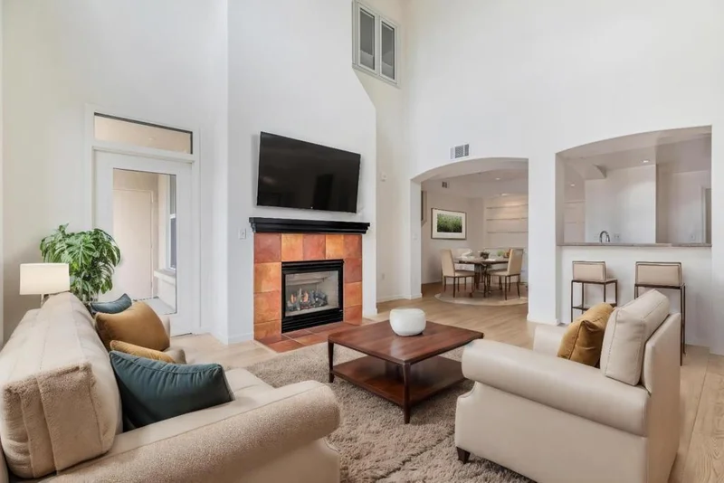30 E Julian Street 301, San Jose, CA 95112