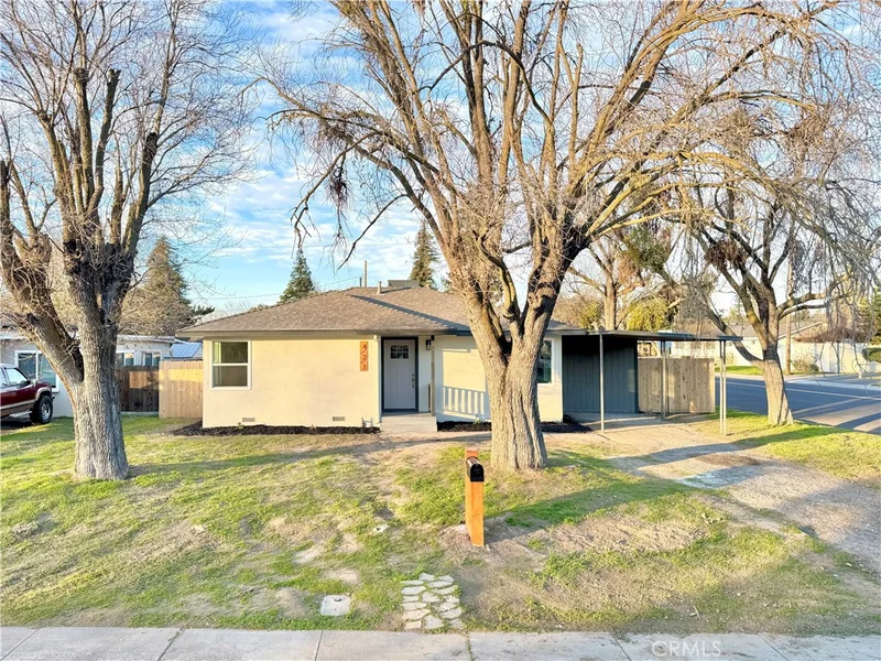 421 Emerson Avenue, Modesto, CA 95350