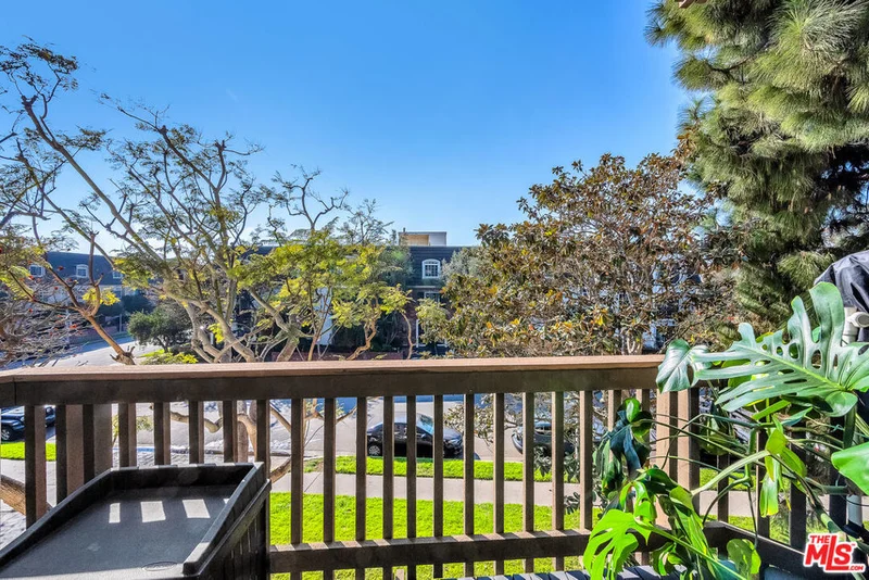 8600 Tuscany Avenue 303, Playa Del Rey, CA 90293