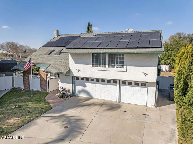 2261 Chesterton Street, Simi Valley, CA 93065