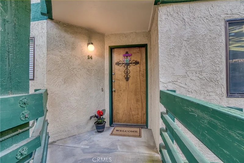10 Royale Avenue 24, Lakeport, CA 95453
