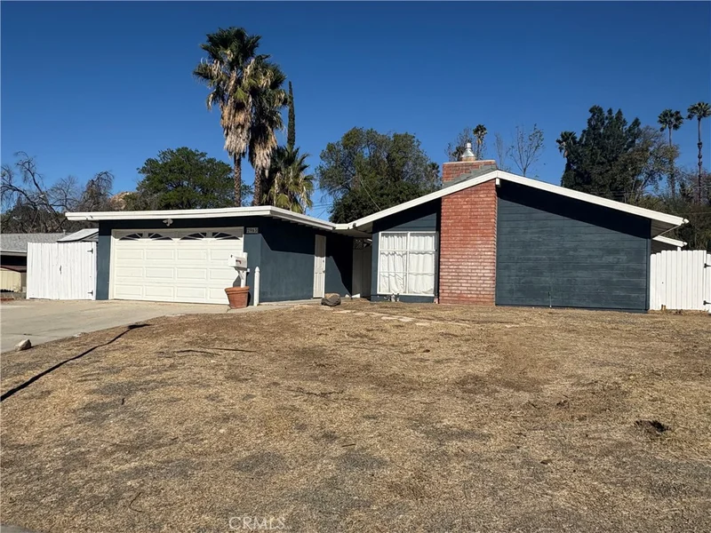 2963 Berkeley Road, Riverside, CA 92506