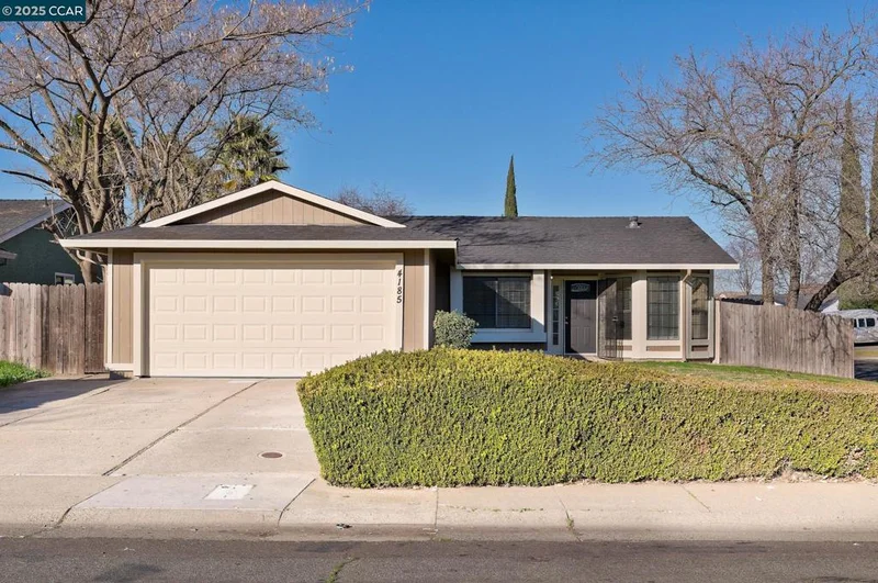 4185 Archean Way, Sacramento, CA 95823