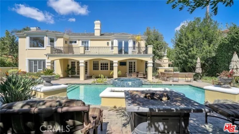 25532 Gaylord Court, Calabasas, CA 91302