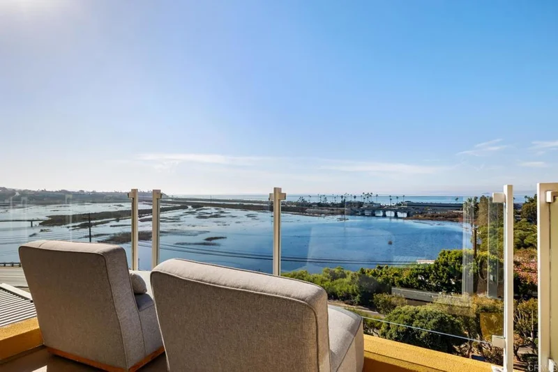 2559 1/2 Manchester Avenue B, Cardiff By The Sea, CA 92007