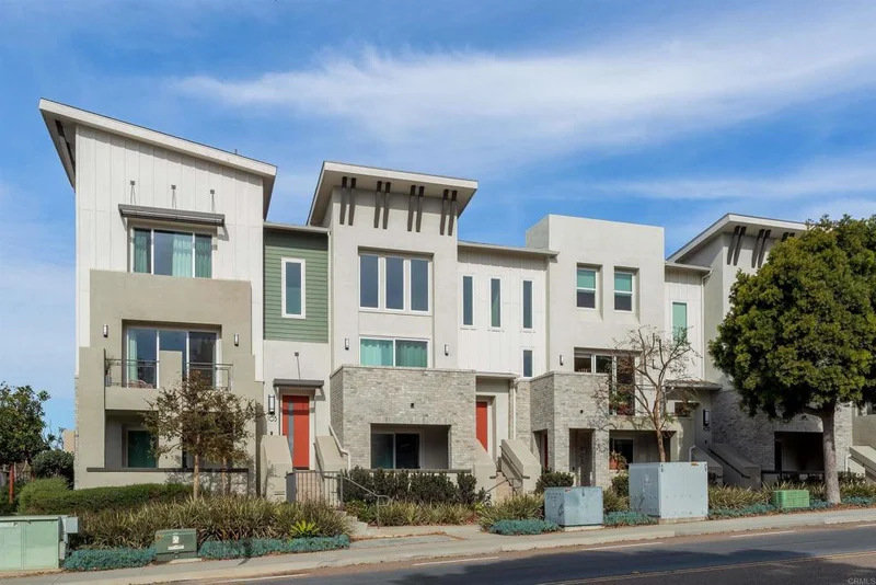 6156 Colt Place 103, Carlsbad, CA 92009