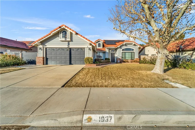 1037 E Avenue K6, Lancaster, CA 93535
