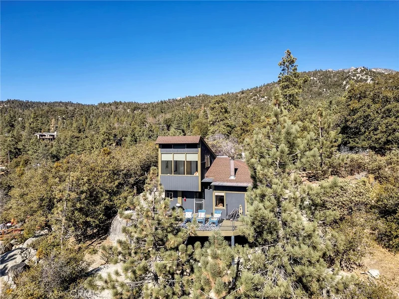 25430 Fernleaf Drive, Idyllwild, CA 92549
