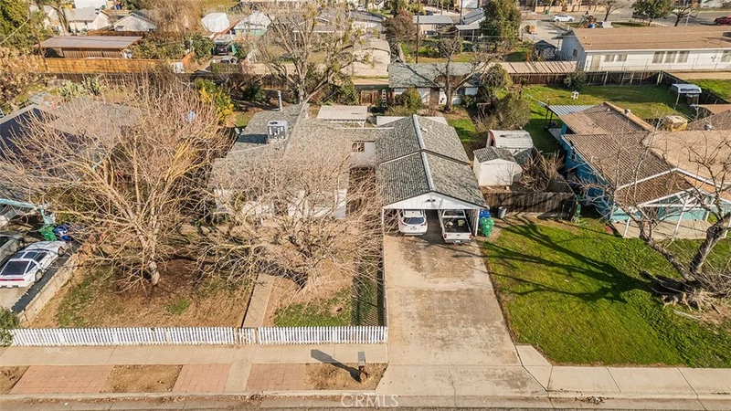 Photo 2 of 836 12th Street