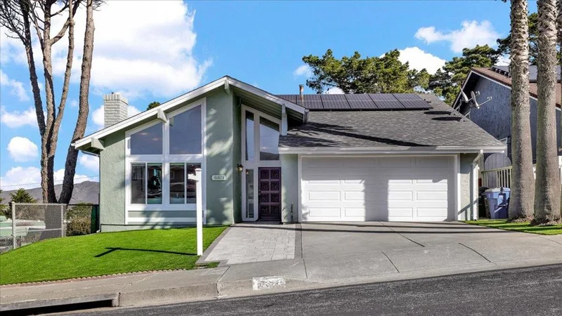 2571 Wexford Avenue, South San Francisco, CA 94080