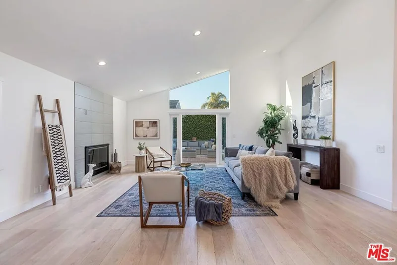 12339 Evensong Drive, Los Angeles, CA 90064
