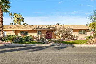 72818 Skyward Way photo 2