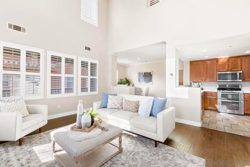 7885 Via Montebello 1, San Diego, CA 92129