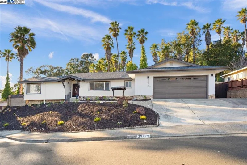 25673 Paul Ct, Hayward, CA 94541