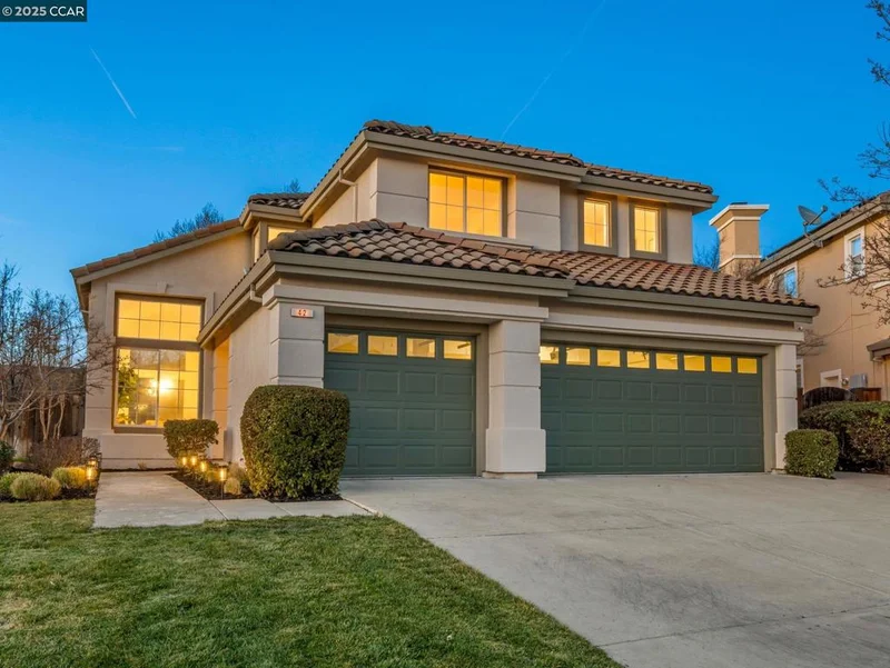 42 Meadow Blossom Ct, Danville, CA 94506