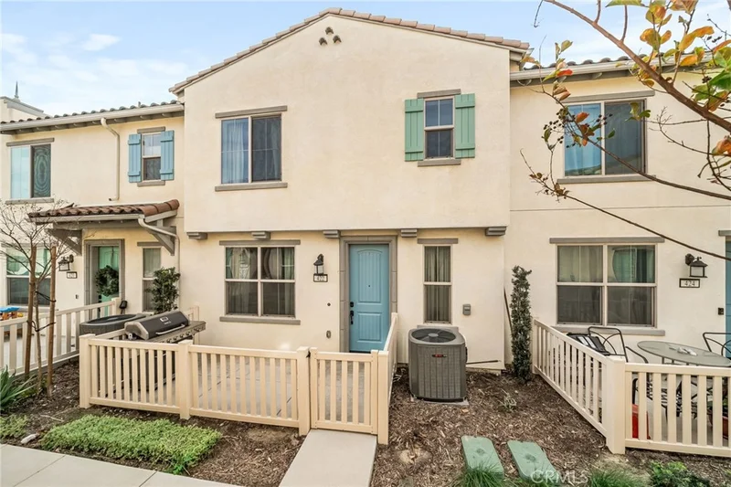 422 N Glenwood Avenue, Rialto, CA 92376