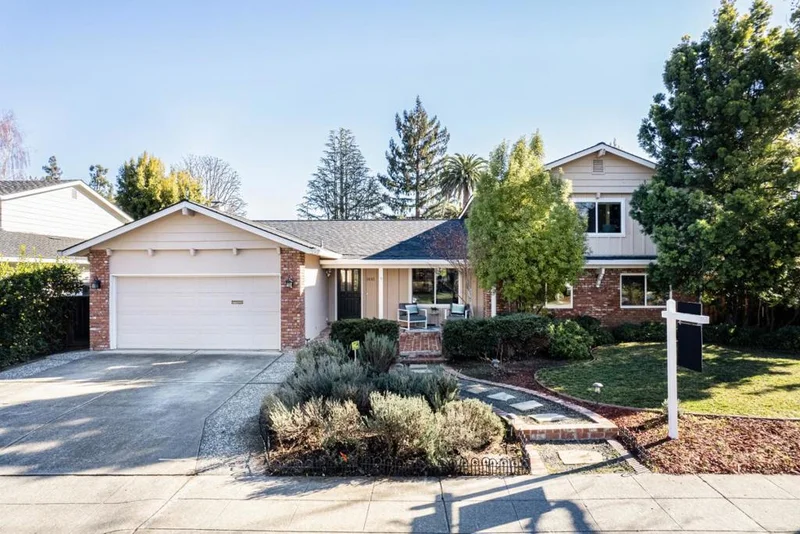 2693 Yorkton Drive, Mountain View, CA 94040