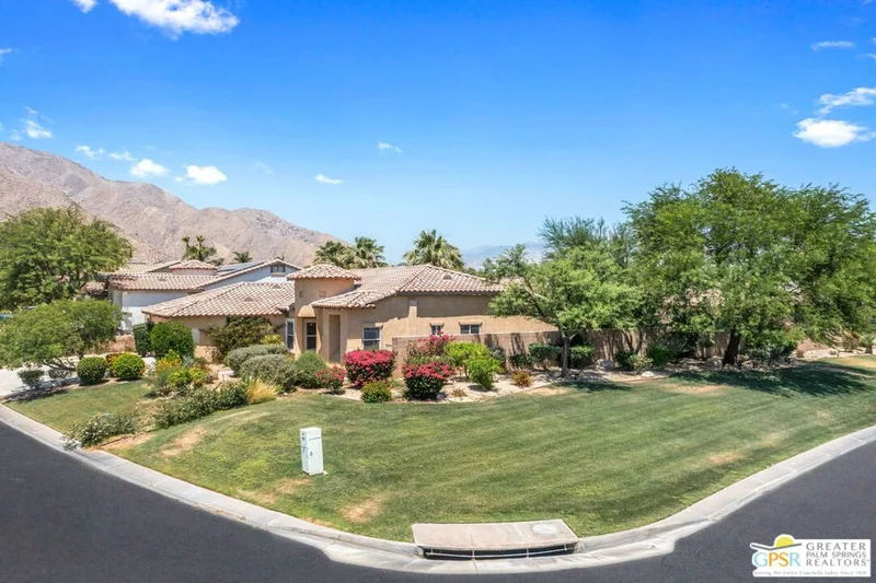 902 Tierra Lane, Palm Springs, CA 92262