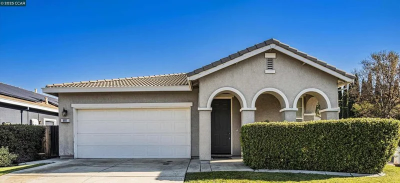 10117 Upshaw Way, Elk Grove, CA 95757