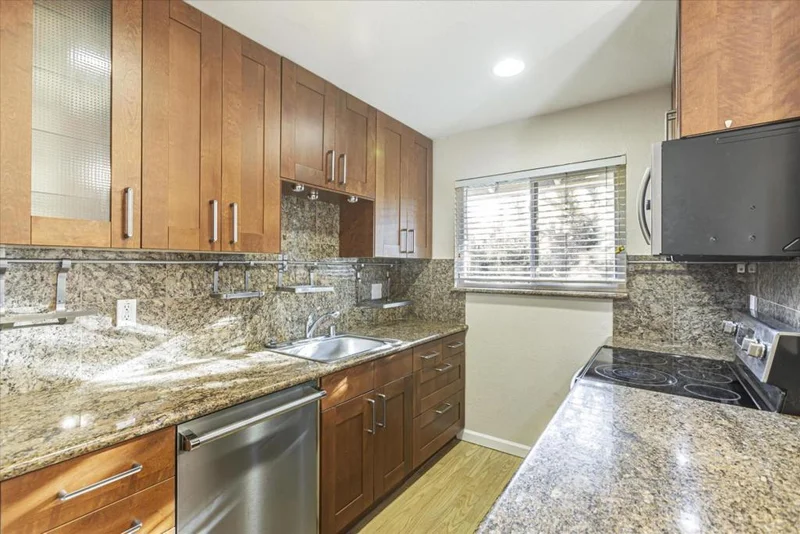 4260 Clayton Road 20, Concord, CA 94521