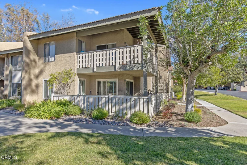 427 Arbor Lane Court 106, Thousand Oaks, CA 91360
