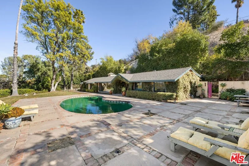 4600 Balboa Avenue, Encino, CA 91436