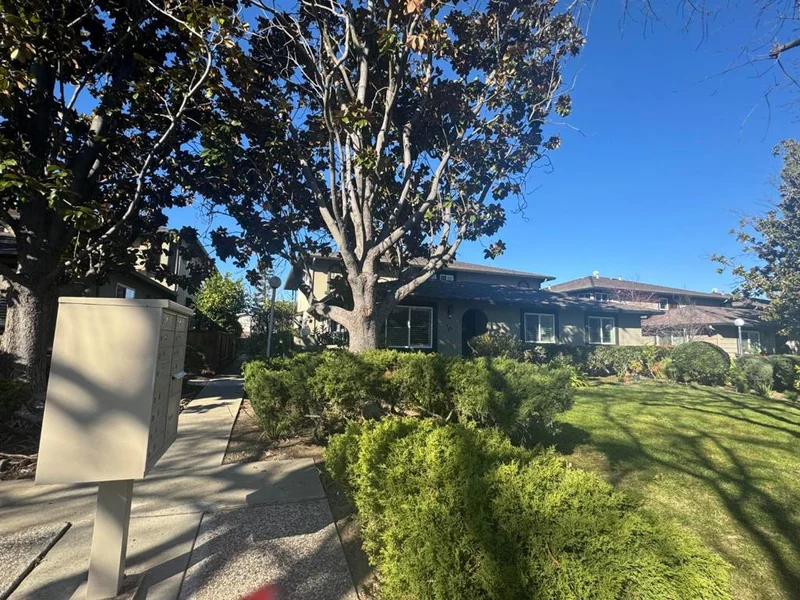 El Zuparko Drive, San Jose, CA 95123