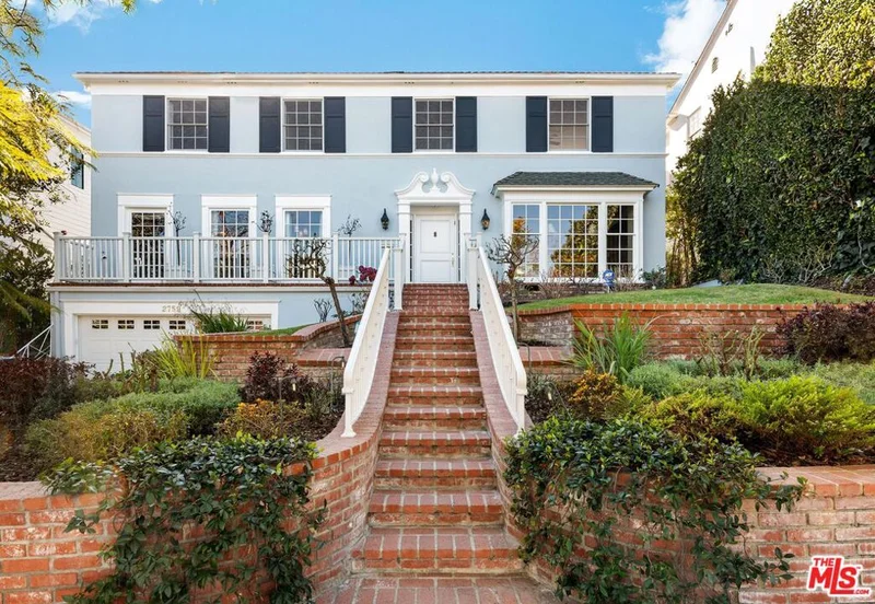 2759 Mcconnell Drive, Los Angeles, CA 90064