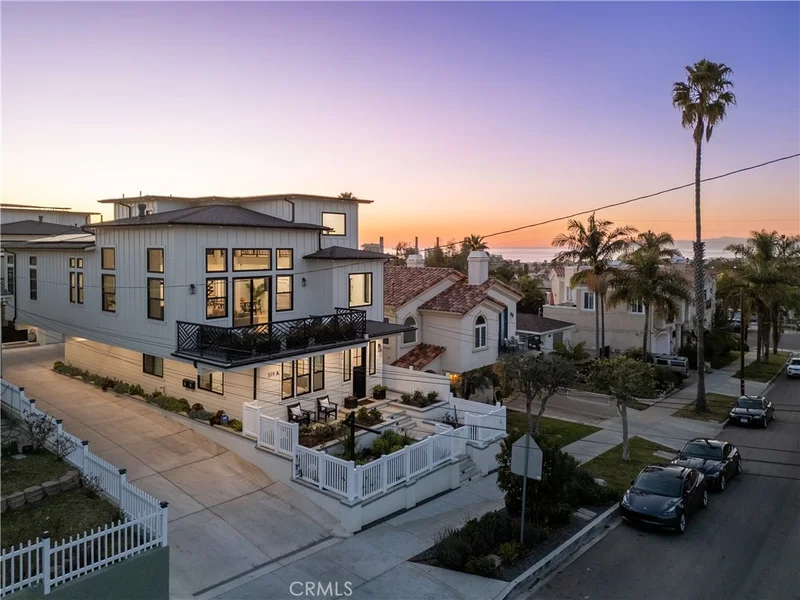 519 N Irena Avenue A, Redondo Beach, CA 90277