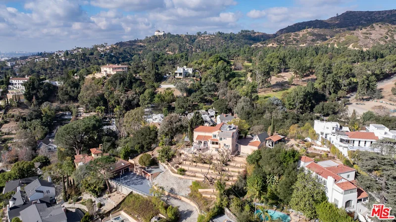 4213 Dundee Drive, Los Angeles, CA 90027