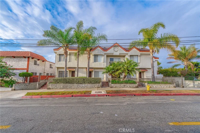856 Beach Avenue W 12, Inglewood, CA 90302