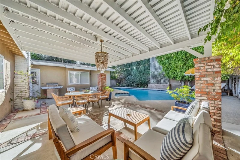 5147 Nagle Avenue, Sherman Oaks, CA 91423