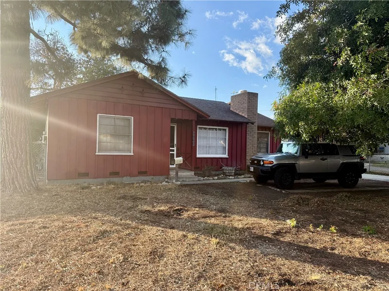 1155 Washington Avenue, Pomona, CA 91767